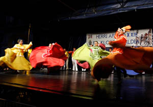 santanastasiak_2011_folklore_02.jpg